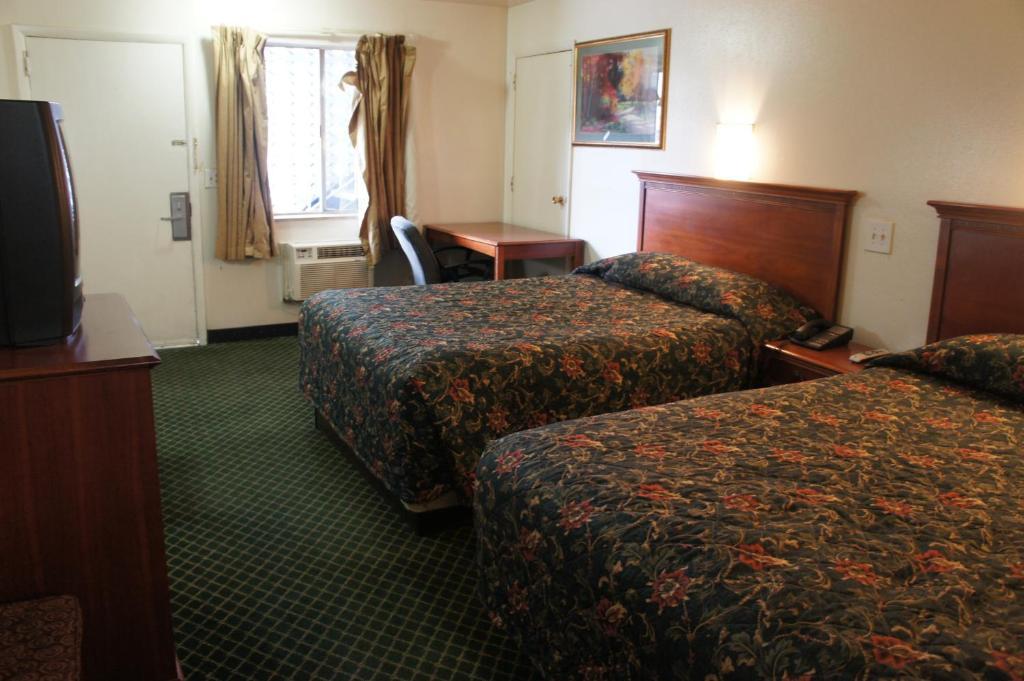 Best Interstate Inn Wheat Ridge Ruang foto